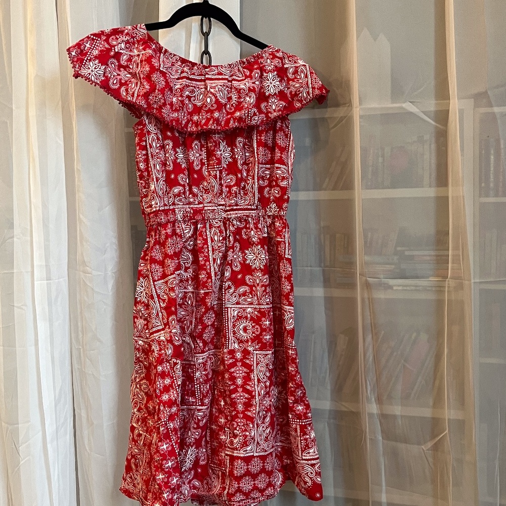 Dress youth size Med-Large